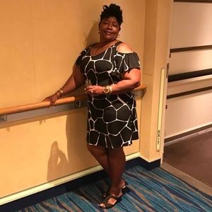 Meet your Posher, Annette